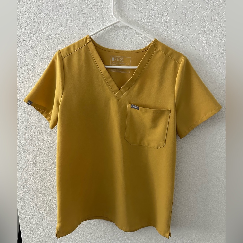 Light Gold Figs Scrubs